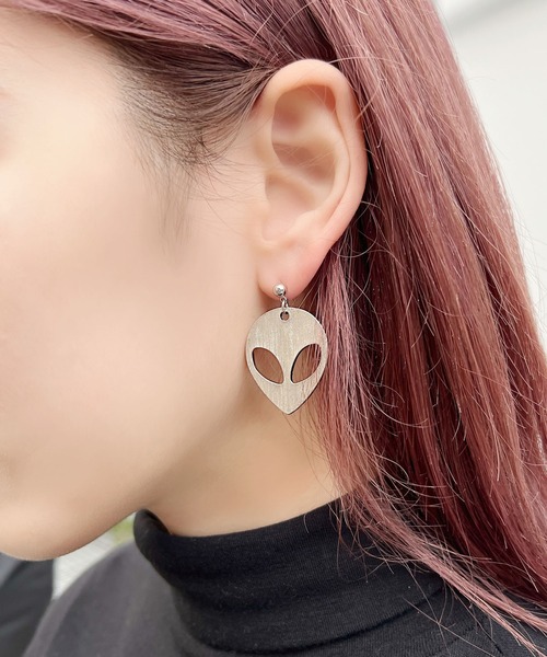 Figments（フィグメンツ）の「エイリアンピアス（ピアス（両耳用）・レディース・シルバー・FREE）」の8枚目の写真