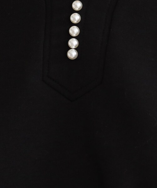 DRESKIP(ドレスキップ)の「◆【華やかさをプラスする】パ-ル調ボタン スキッパ-チュニック(チュニック・レディース・オフホワイト/ライトベージュ/ブラック・02/03)」の10枚目の写真