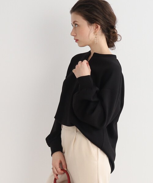 DRESKIP(ドレスキップ)の「◆【華やかさをプラスする】パ-ル調ボタン スキッパ-チュニック(チュニック・レディース・オフホワイト/ライトベージュ/ブラック・02/03)」の12枚目の写真