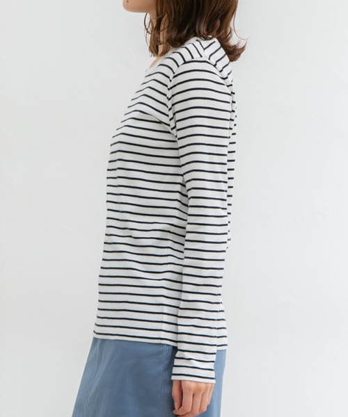 Honeys（ハニーズ）の「オーガニックＵネックＴシャツ（Tシャツ/カットソー・レディース・ブラック/ネイビー/オフホワイト/ベージュ×ブラック/ホワイト×ブラック・LL/L/M）」の21枚目の写真