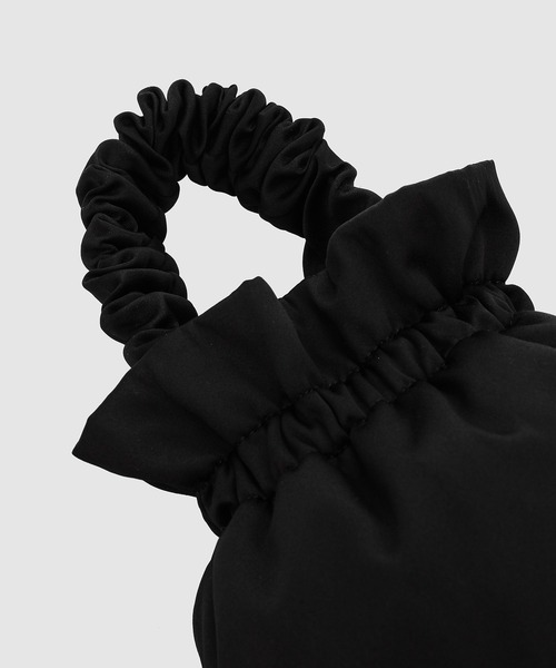 GANNI（ガニー）の「Occasion Top Handle Bag（トートバッグ・レディース・ピンク系その他/グリーン系その他/ブラック・ONE SIZE）」の4枚目の写真