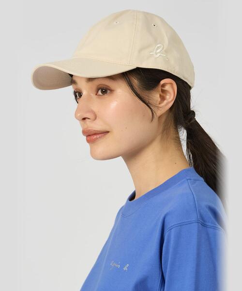 agnes b.（アニエスベー）の「”b.”ロゴ 刺繍 コットン キャップ（キャップ・レディース・ベージュ・FREE）」の9枚目の写真