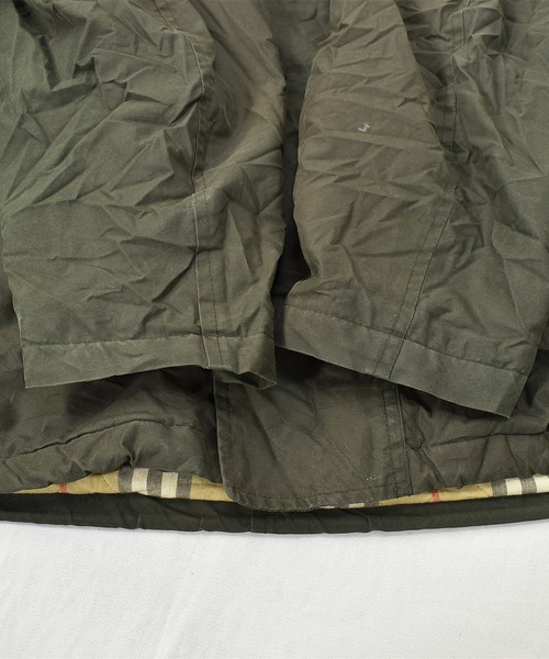 BURBERRY(バーバリー)の「【ヴィンテージ古着】Burberrys / バーバリー ジップアップ ブルゾン(ブルゾン・メンズ・カーキ・LARGE)」の9枚目の写真