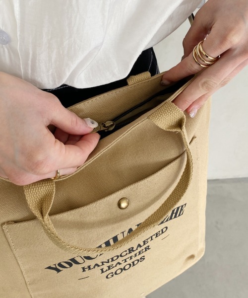 thank U more(サンキューモア)の「アウトポケット付き 万能 ロゴ ボックストートバッグ ショルダーバッグ マザーバッグ【大容量】(ショルダーバッグ・レディース・ブラック/ホワイト/ベージュ・FREE)」の15枚目の写真