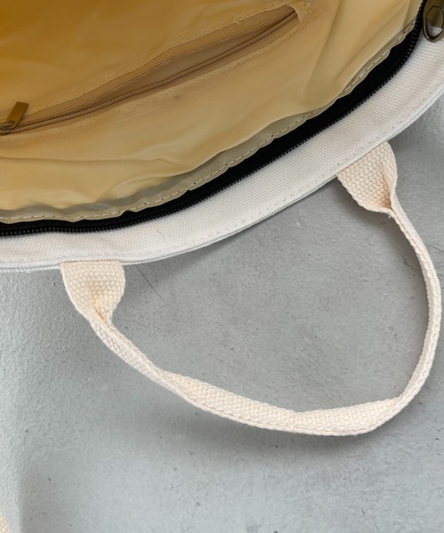 thank U more(サンキューモア)の「アウトポケット付き 万能 ロゴ ボックストートバッグ ショルダーバッグ マザーバッグ【大容量】(ショルダーバッグ・レディース・ブラック/ホワイト/ベージュ・FREE)」の16枚目の写真