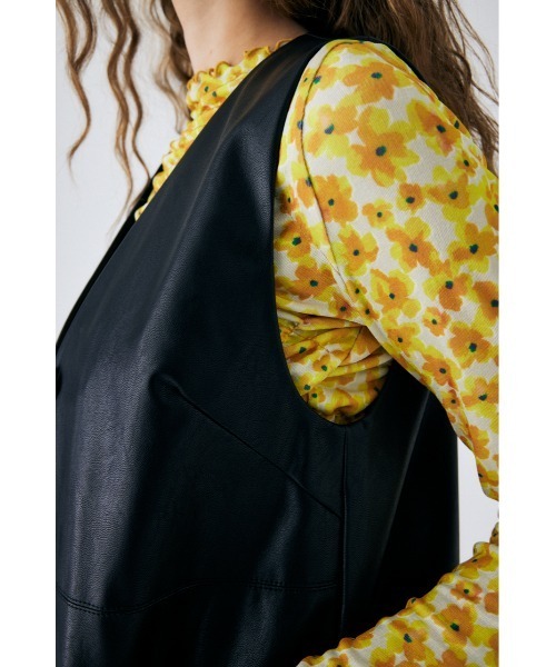 MOUSSY（マウジー）の「BUTTON FRONT F/L ベスト（ベスト・レディース・ブラック/ライトベージュ・FREE）」の7枚目の写真