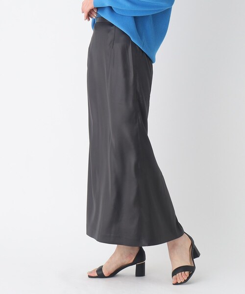 OPAQUE.CLIP（オペークドットクリップ）の「◆シルキーレザーライク サテンスカート【洗濯機洗い可】（スカート・レディース・グレー系その他/サンドベージュ・36/38/40）」の17枚目の写真