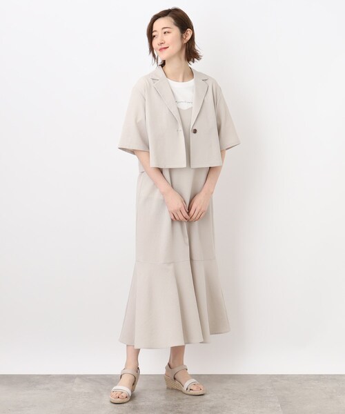 grove（グローブ）の「◆簡単に洒落見えスタイルが叶う！ボレロジャケット×キャミワンピースセット（アンサンブル・レディース・ブルー/ブラック/ライトベージュ・02/03/04/01/05）」の4枚目の写真