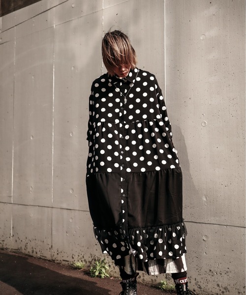rovtski(ロフトスキー)の「DOT配色ティアードシャツワンピース(シャツワンピース・レディース・ブラック・FREE)」の8枚目の写真