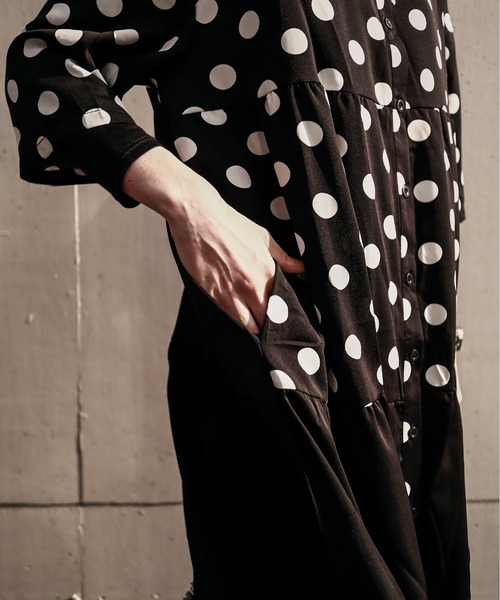 rovtski(ロフトスキー)の「DOT配色ティアードシャツワンピース(シャツワンピース・レディース・ブラック・FREE)」の16枚目の写真