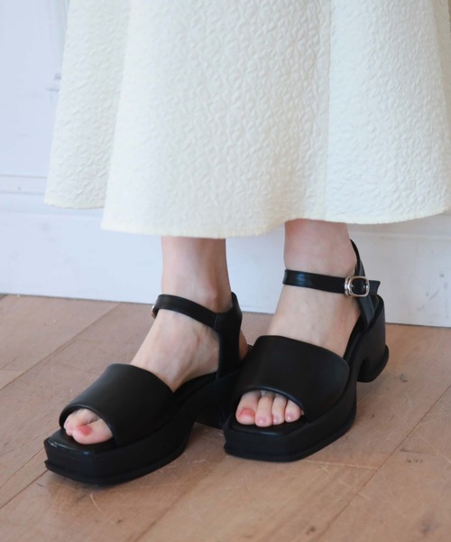 archives（アルシーヴ）の「厚底サンダル（サンダル・レディース・ブラック/アイボリー・MEDIUM/LARGE）」の17枚目の写真