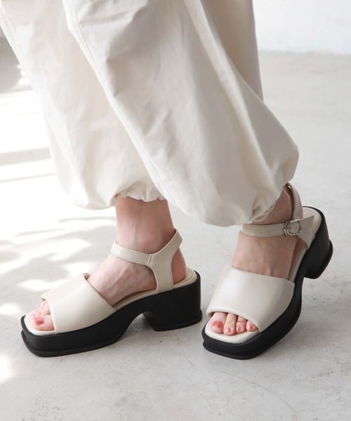 archives（アルシーヴ）の「厚底サンダル（サンダル・レディース・ブラック/アイボリー・MEDIUM/LARGE）」の7枚目の写真