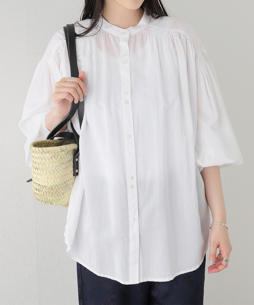 B.C STOCK(ベーセーストック)の「シアーギャザーシャツ(シャツ/ブラウス・レディース・ホワイト/パープル/グリーン/オレンジ・FREE)」の2枚目の写真