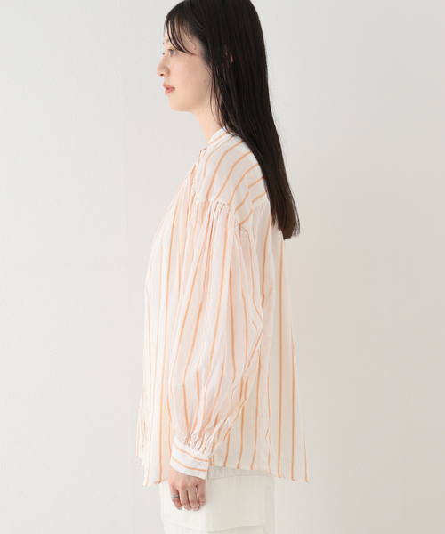 B.C STOCK(ベーセーストック)の「シアーギャザーシャツ(シャツ/ブラウス・レディース・ホワイト/パープル/グリーン/オレンジ・FREE)」の10枚目の写真