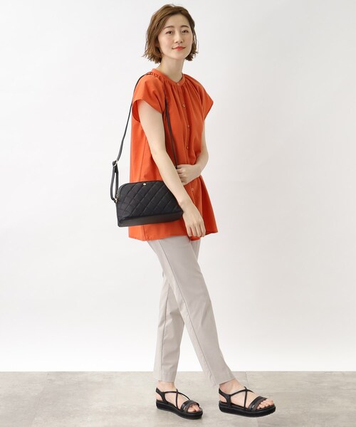 grove（グローブ）の「◆ラウンドキルトショルダー（ショルダーバッグ・レディース・ライトグレー/ブラック/グリーン・00）」の6枚目の写真