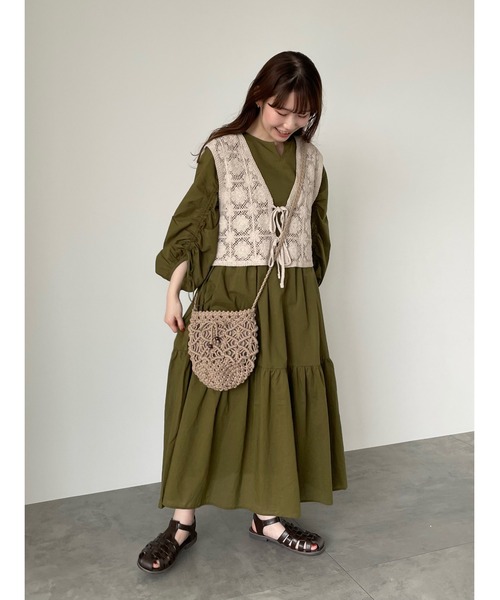 ehka sopo（エヘカソポ）の「袖ドロストティアードワンピース（ワンピース・レディース・ブラック/オフホワイト/カーキ・ﾌﾘ-）」の5枚目の写真
