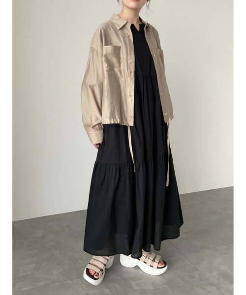 ehka sopo（エヘカソポ）の「袖ドロストティアードワンピース（ワンピース・レディース・ブラック/オフホワイト/カーキ・ﾌﾘ-）」の13枚目の写真