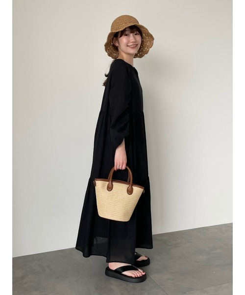 ehka sopo（エヘカソポ）の「袖ドロストティアードワンピース（ワンピース・レディース・ブラック/オフホワイト/カーキ・ﾌﾘ-）」の16枚目の写真