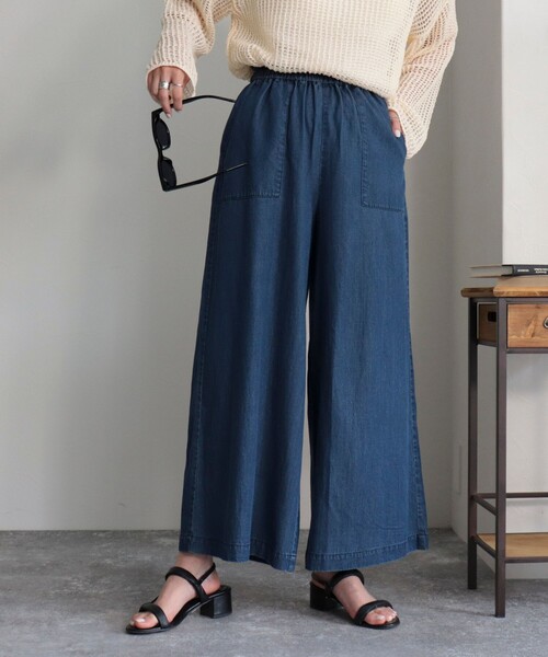 fredy emue（フレディエミュ）の「デニム/リネン混イージーワイドパンツ（その他パンツ・レディース・ピンク/ダークグリーン/イエロー/ブルー・36/38）」の3枚目の写真