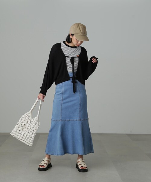 FREE'S MART（フリーズマート）の「【Sシリーズ対応】パネル切替マーメイドデニムスカート（デニムスカート・レディース・ダークネイビー/ホワイト系その他/ブルー系その他2・MEDIUM/SMALL/X-SMALL）」の17枚目の写真