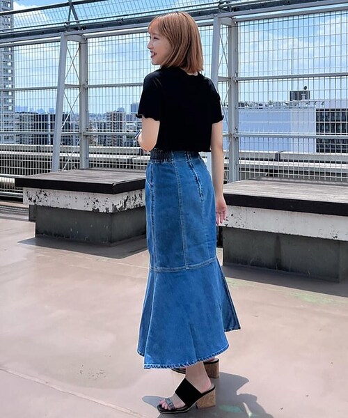 FREE'S MART（フリーズマート）の「【Sシリーズ対応】パネル切替マーメイドデニムスカート（デニムスカート・レディース・ダークネイビー/ホワイト系その他/ブルー系その他2・MEDIUM/SMALL/X-SMALL）」の15枚目の写真