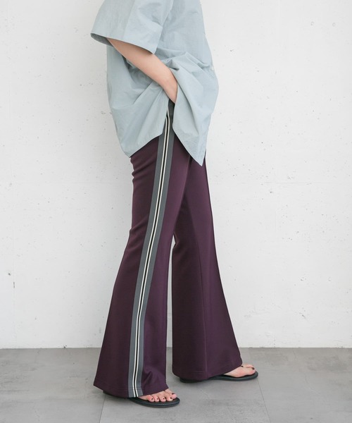 KBF（ケイビーエフ）の「フレアトラックパンツ（その他パンツ・レディース・パープル/ネイビー・ONE）」の14枚目の写真