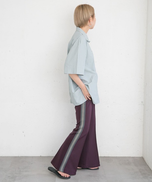 KBF（ケイビーエフ）の「フレアトラックパンツ（その他パンツ・レディース・パープル/ネイビー・ONE）」の17枚目の写真