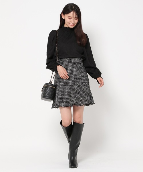 mysty woman（ミスティウーマン）の「ハイネックシャーリングブラウス　978458（シャツ/ブラウス・レディース・グレー/オフホワイト/ブラック・FREE）」の8枚目の写真