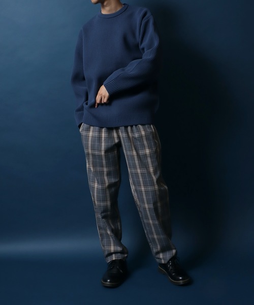 ANPAS（アンパス）の「Knit Pullover/別注 オーバーサイズ クルーネック ニット 吸水速乾 UVカット マシンウォッシャブル 帯電防止 抗ピリング（ニット/セーター・メンズ・ブラック/オフホワイト/グレイッシュベージュ/ブルー/チャコール・M/LL/L）」の14枚目の写真