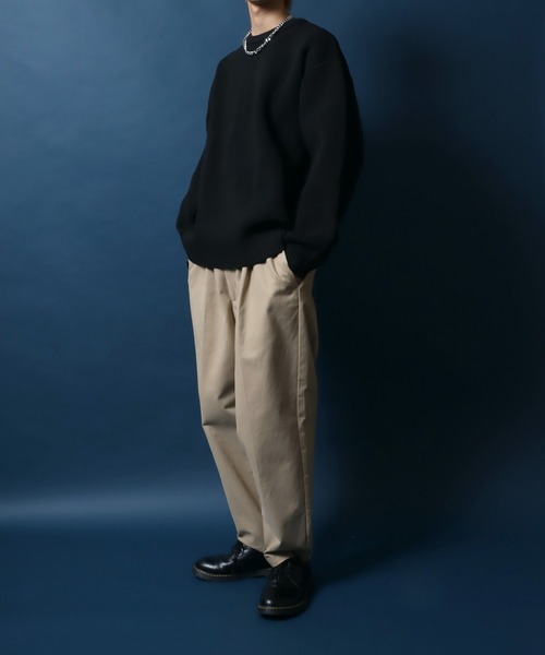 ANPAS（アンパス）の「Knit Pullover/別注 オーバーサイズ クルーネック ニット 吸水速乾 UVカット マシンウォッシャブル 帯電防止 抗ピリング（ニット/セーター・メンズ・ブラック/オフホワイト/グレイッシュベージュ/ブルー/チャコール・M/LL/L）」の9枚目の写真