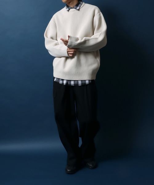 ANPAS（アンパス）の「Knit Pullover/別注 オーバーサイズ クルーネック ニット 吸水速乾 UVカット マシンウォッシャブル 帯電防止 抗ピリング（ニット/セーター・メンズ・ブラック/オフホワイト/グレイッシュベージュ/ブルー/チャコール・M/LL/L）」の6枚目の写真
