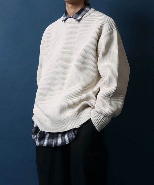 ANPAS（アンパス）の「Knit Pullover/別注 オーバーサイズ クルーネック ニット 吸水速乾 UVカット マシンウォッシャブル 帯電防止 抗ピリング（ニット/セーター・メンズ・ブラック/オフホワイト/グレイッシュベージュ/ブルー/チャコール・M/LL/L）」の17枚目の写真