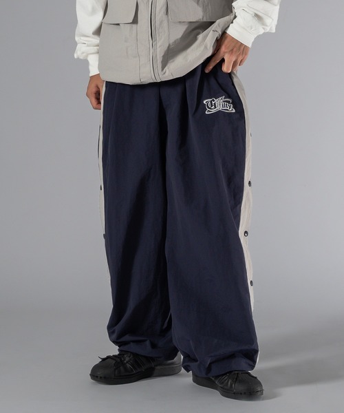 kolor ネイビー ナイロンパンツ kolor（ワークパンツ/カーゴパンツ）のフリマアイテム一覧