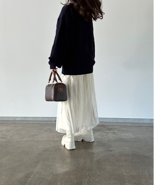t a r o s u(タロス)の「crew neck oversize knit/クルーネックオーバーサイズニット(ニット/セーター・レディース・ネイビー/ベージュ・FREE)」の9枚目の写真