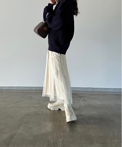 t a r o s u(タロス)の「crew neck oversize knit/クルーネックオーバーサイズニット(ニット/セーター・レディース・ネイビー/ベージュ・FREE)」の12枚目の写真