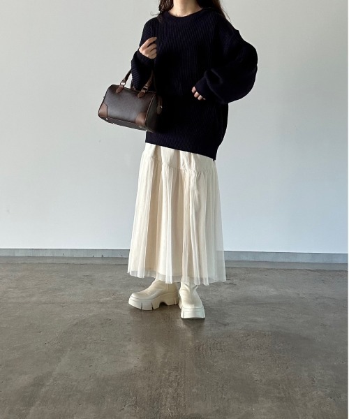 t a r o s u(タロス)の「crew neck oversize knit/クルーネックオーバーサイズニット(ニット/セーター・レディース・ネイビー/ベージュ・FREE)」の14枚目の写真