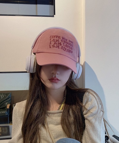 Vipoa（ヴィポア）の「レタリングキャップ（キャップ・レディース・レッド/グレー/アイボリー/グリーン/ブラック/ピンク/オレンジ/ネイビー・FREE）」の14枚目の写真