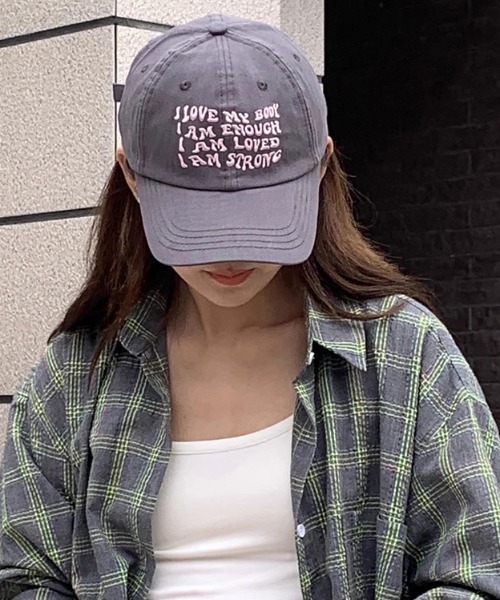 Vipoa（ヴィポア）の「レタリングキャップ（キャップ・レディース・レッド/グレー/アイボリー/グリーン/ブラック/ピンク/オレンジ/ネイビー・FREE）」の17枚目の写真