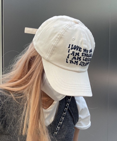 Vipoa（ヴィポア）の「レタリングキャップ（キャップ・レディース・レッド/グレー/アイボリー/グリーン/ブラック/ピンク/オレンジ/ネイビー・FREE）」の22枚目の写真