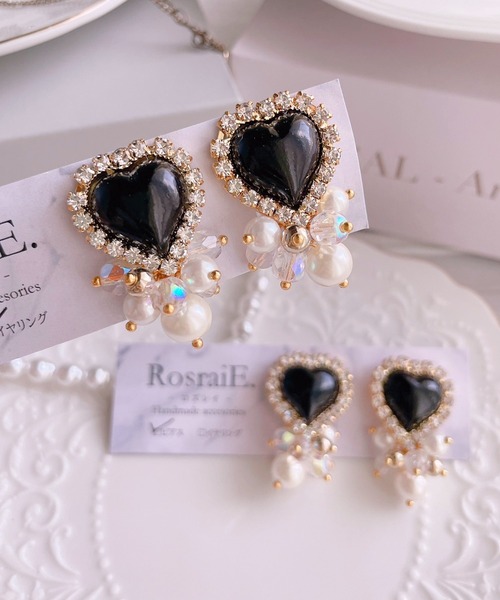 tone(トーン)の「【RosraiE】ハート×じゃらじゃらパール&ビーズ イヤリング(MA)(イヤリング・レディース・その他/ブラック・FREE)」の6枚目の写真