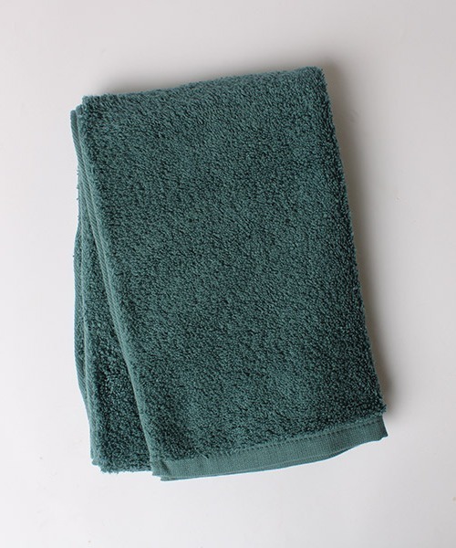 GEORGE'S（ジョージズ）の「ココチエナ カラユイ フェイスタオル（タオル・レディース・ベージュ/黄緑系/ダークグリーン・FREE）」の2枚目の写真