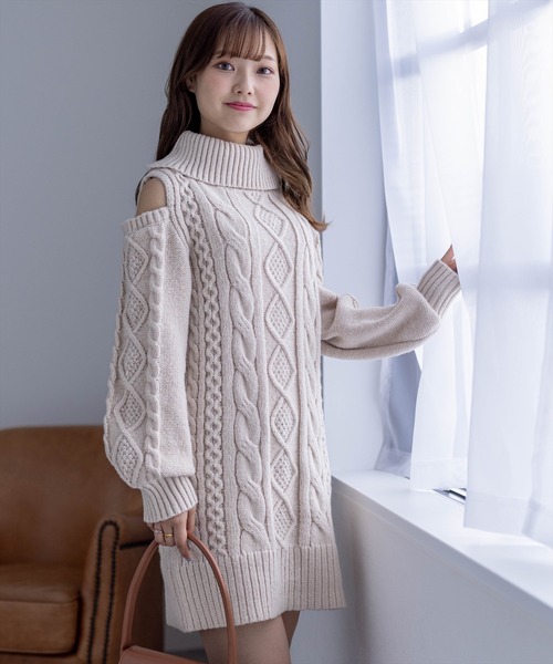 clear（クリア）の「肩開きケーブルニットミニワンピース（ワンピース・レディース・杢グレー/ベージュ/アイボリー・F）」の3枚目の写真