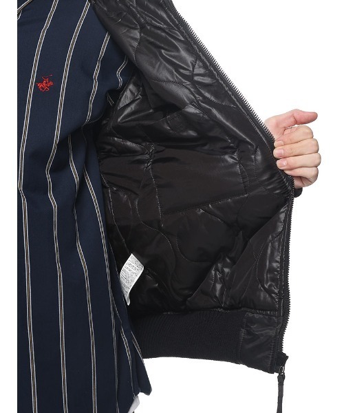 Alpha Industries（アルファインダストリーズ）の「ALPHA INDUSTRIES