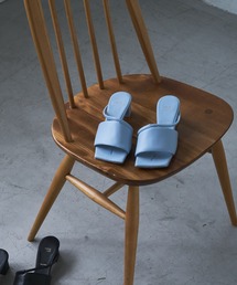 HENRI EN VARGO | 【HENRI EN VARGO】スクエアトゥミュール(サンダル)