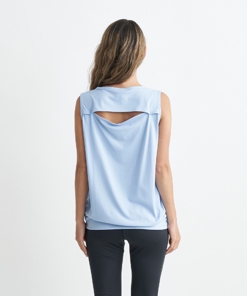 ROXY(ロキシー)の「SPIRITED SLEEVELESS/ロキシー速乾UVカット付きワンポイントロゴスリーブレスカットソー(タンクトップ・レディース・ミント/ホワイト/ブラック・LARGE/MEDIUM/SMALL)」の6枚目の写真