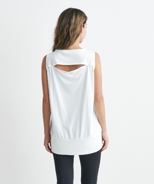 ROXY(ロキシー)の「SPIRITED SLEEVELESS/ロキシー速乾UVカット付きワンポイントロゴスリーブレスカットソー(タンクトップ・レディース・ミント/ホワイト/ブラック・LARGE/MEDIUM/SMALL)」の14枚目の写真