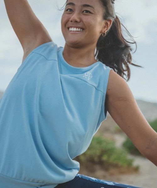 ROXY(ロキシー)の「SPIRITED SLEEVELESS/ロキシー速乾UVカット付きワンポイントロゴスリーブレスカットソー(タンクトップ・レディース・ミント/ホワイト/ブラック・LARGE/MEDIUM/SMALL)」の18枚目の写真