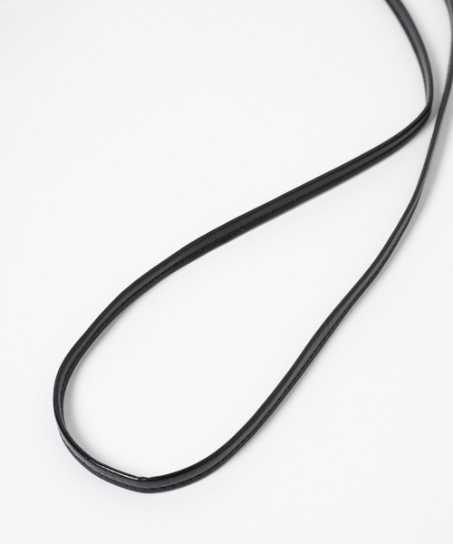 HARE(ハレ)の「メタリックフェイクレザーミニバッグ(HARE)(ショルダーバッグ・レディース・ブラック/シルバー・FREE)」の12枚目の写真