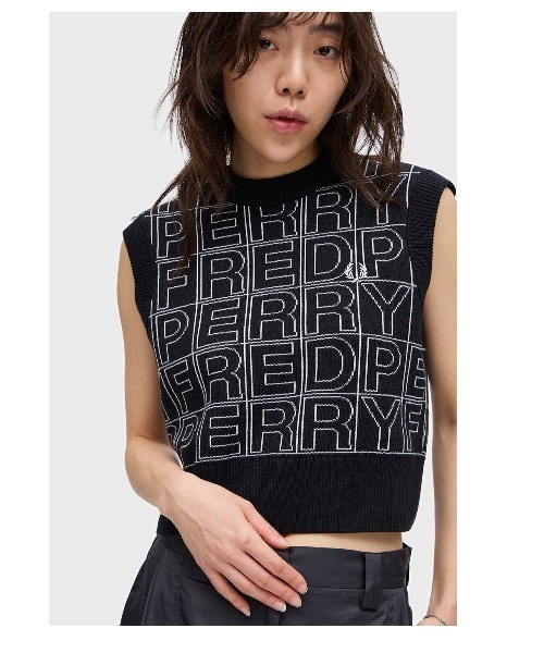 FRED PERRY（フレッドペリー）の「Spell-Out Knitted Tank（ベスト