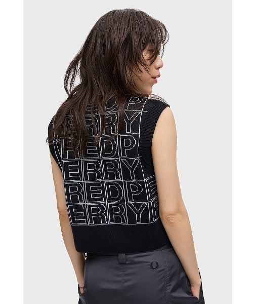 FRED PERRY（フレッドペリー）の「Spell-Out Knitted Tank（ベスト